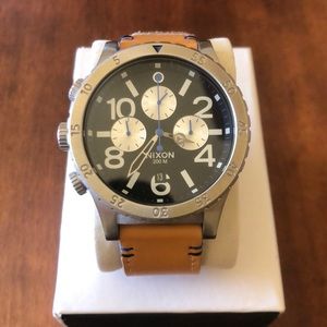 Nixon 48-20 Chronograph leather (A3631602)